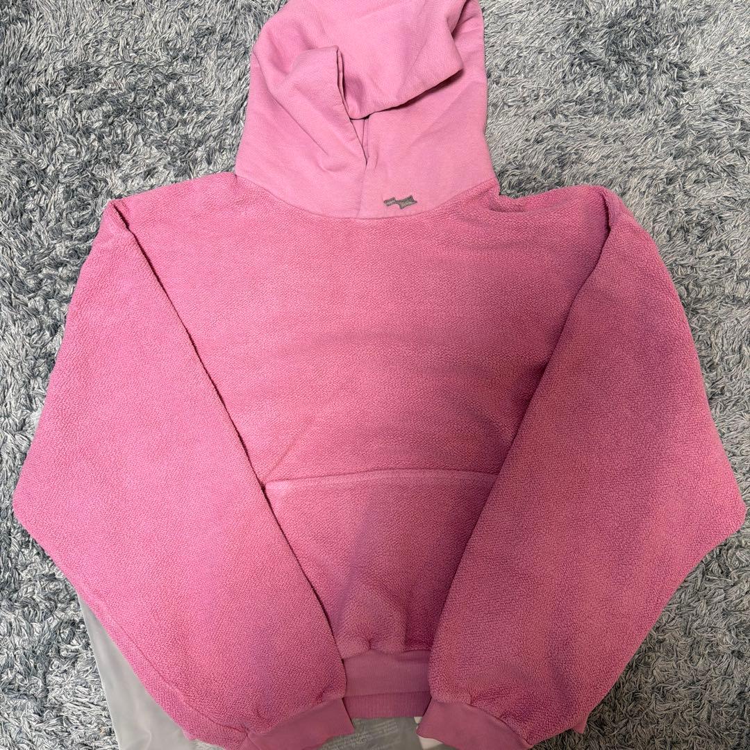 新品未使用　Mサイズ　SKYLRK REVERSE PINK HOODIE