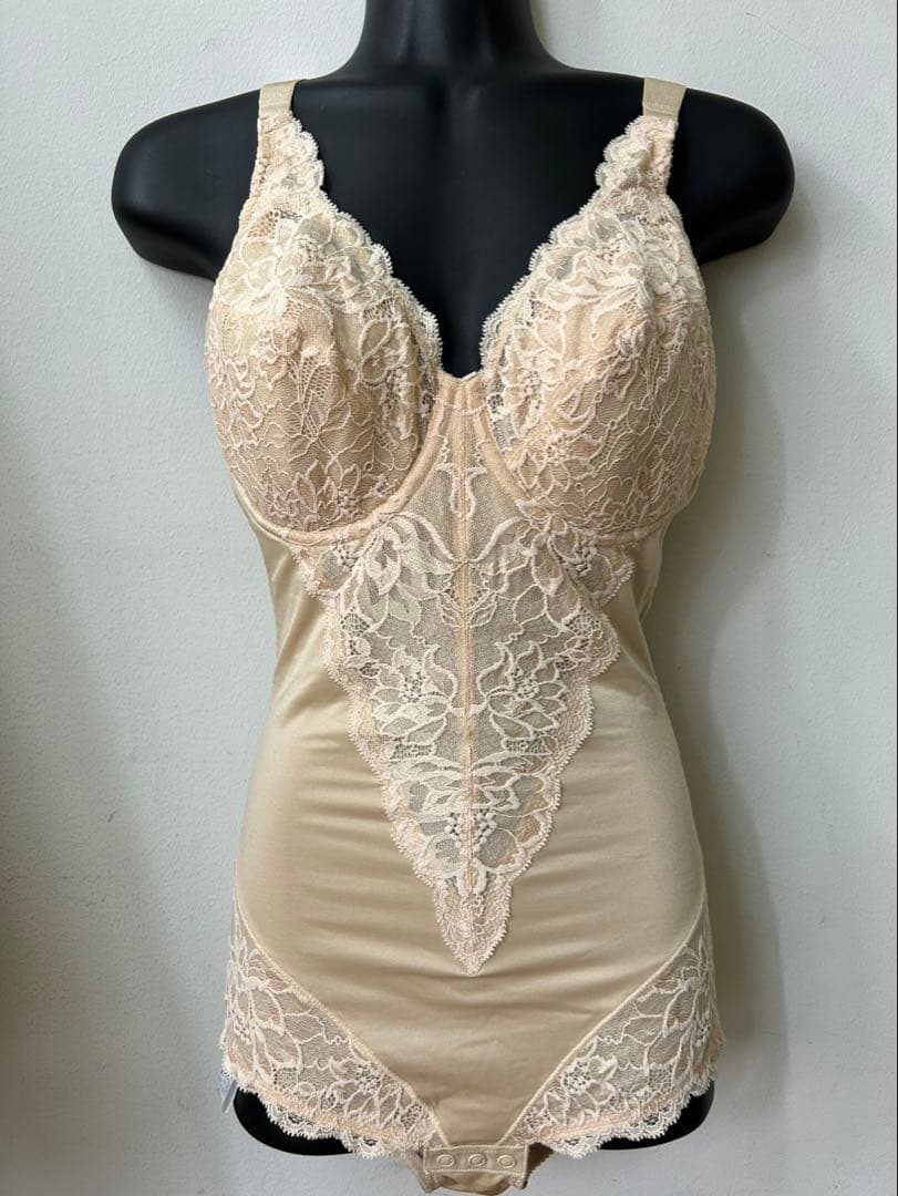 トリンプ TR477 ボディスーツ　D80L