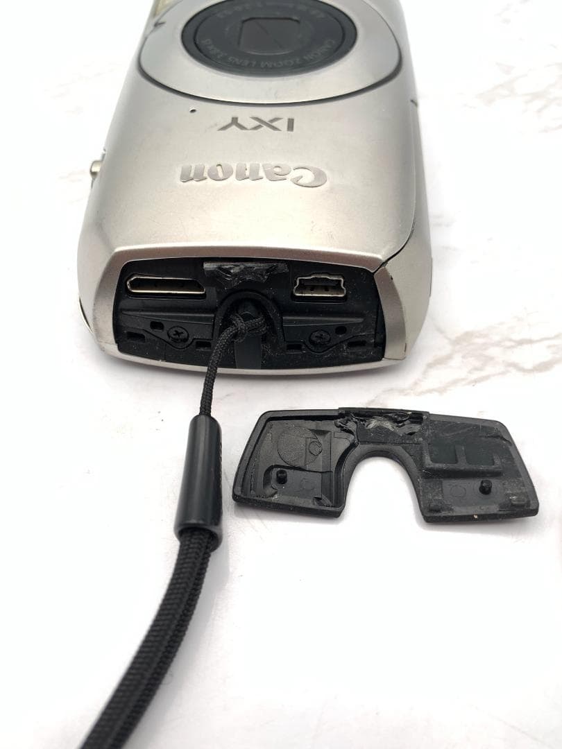 【動作未確認】ジャンク Canon キャノン IXY 30S デジカメ