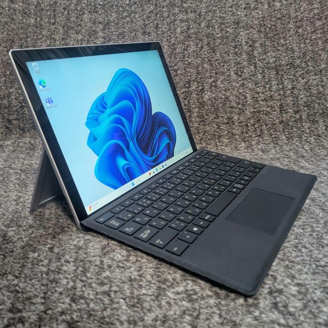 美品／Surface Pro 7 i5 8GB 256GB Office2021