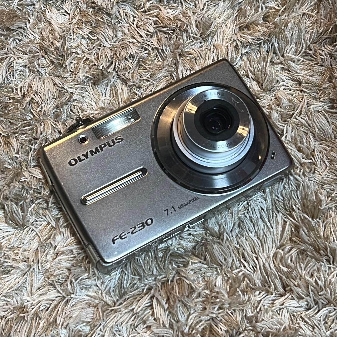 動作確認済⭐︎ Olympus fe-230 シルバー　デジカメ　コンデジ