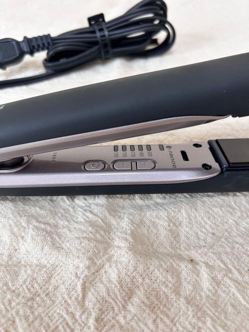 122 Panasonic ナノケア ストレートヘアアイロン ブラック