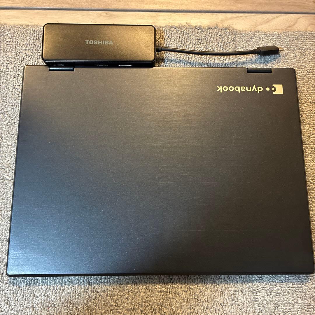 TOSHIBA dynabook V62 ノートPC