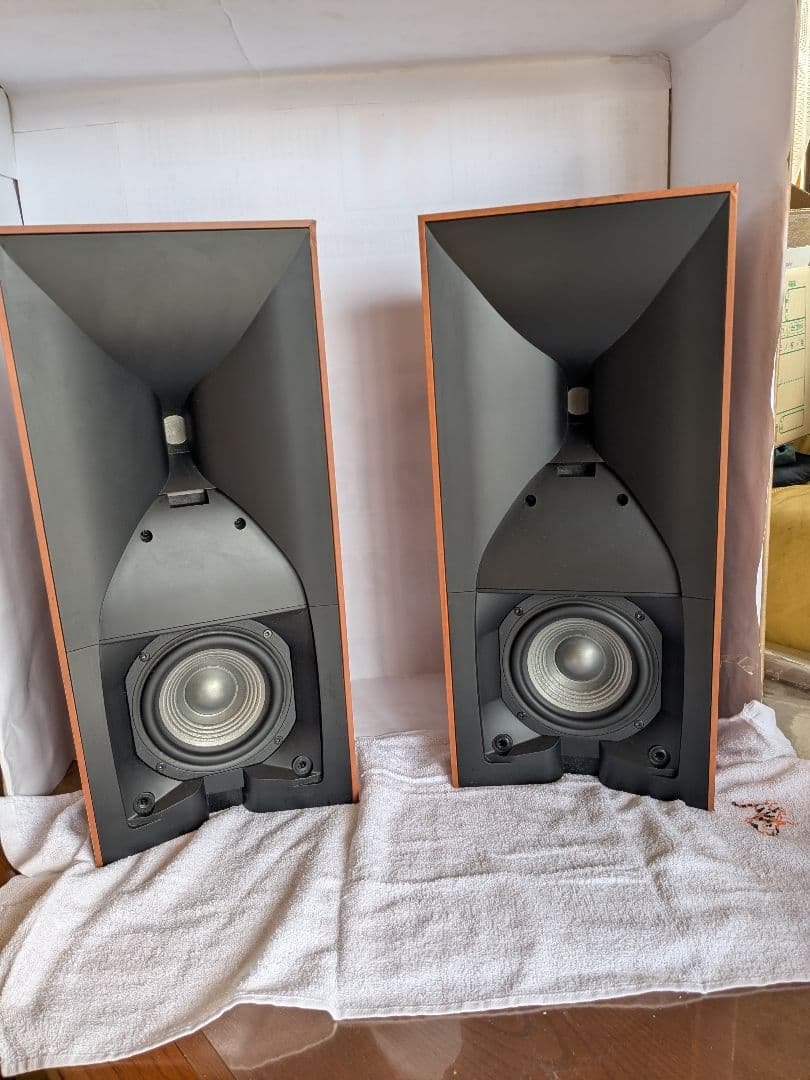 スピーカー・ウーファー JBL STUDlO 530