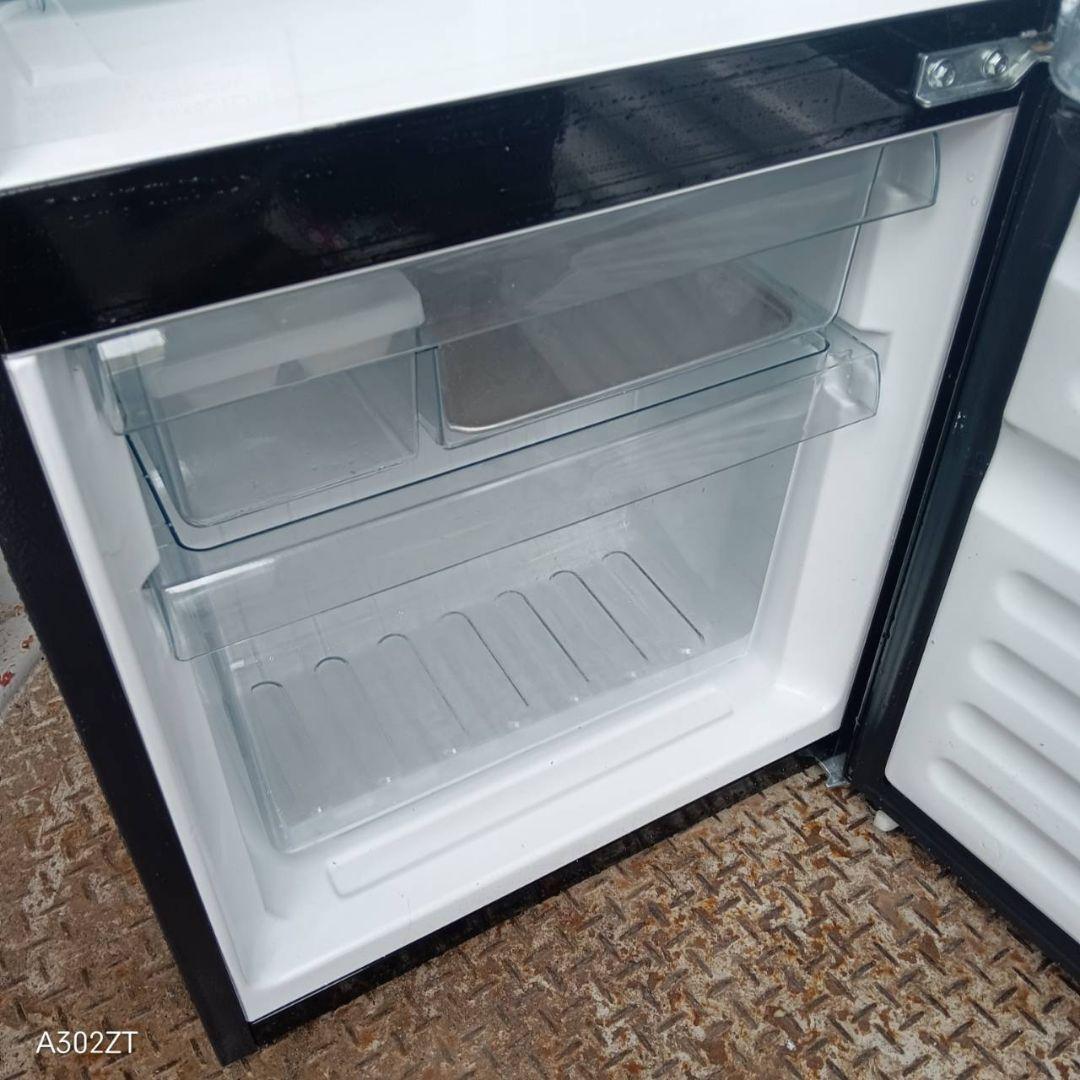 8941 送料設置無料　ツインバード　新生活 　冷蔵庫 　ガラスモデル