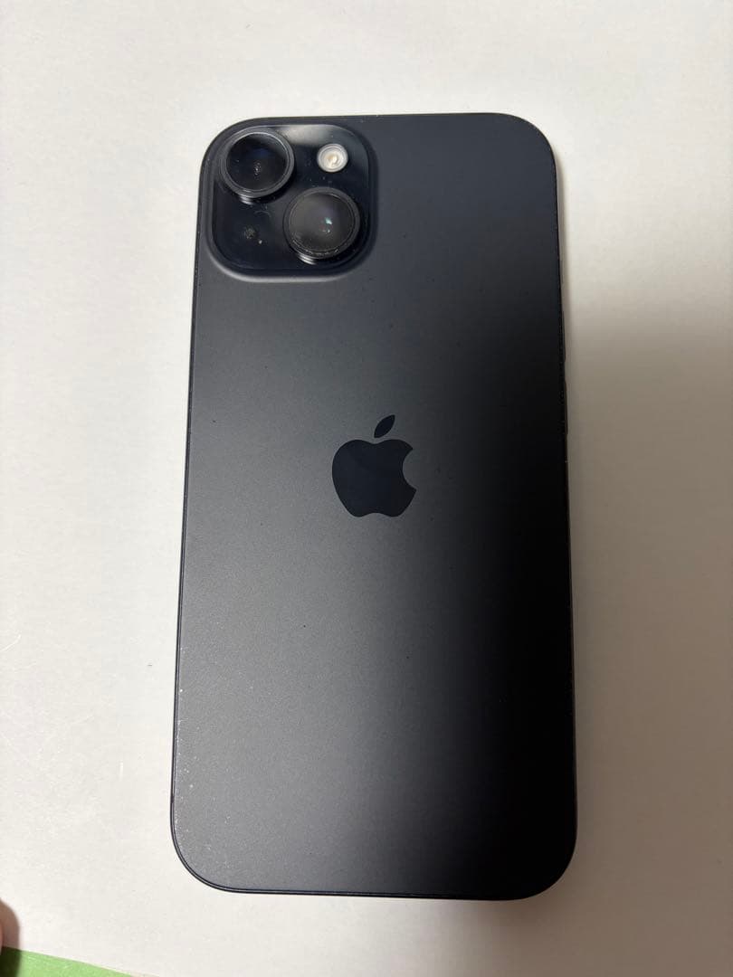 Apple iPhone 15 ブラック 本体 美品