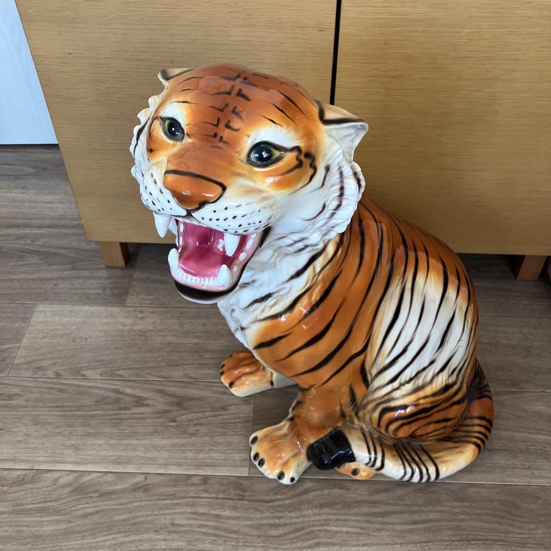 豹　イタリア製　陶器の置物