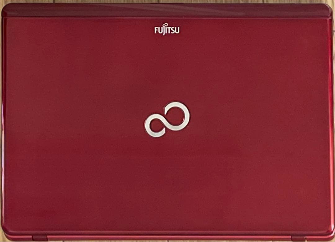 FUJITU LIFEBOOK core i3 13.3インチ