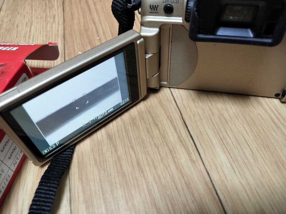 Panasonic ミラーレス一眼DMC-GH1 標準レンズ付属