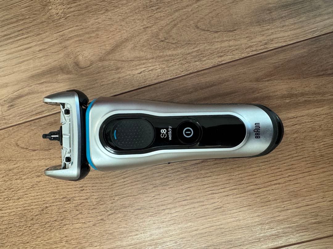 【中古品】BRAUN 8390CC-V SILVER