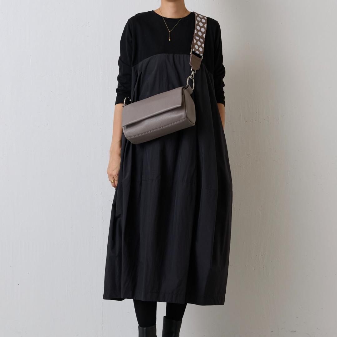 ★連休価格★【新品タグ付】ビアズリー レザー ボディバッグ + 替ベルトセット3