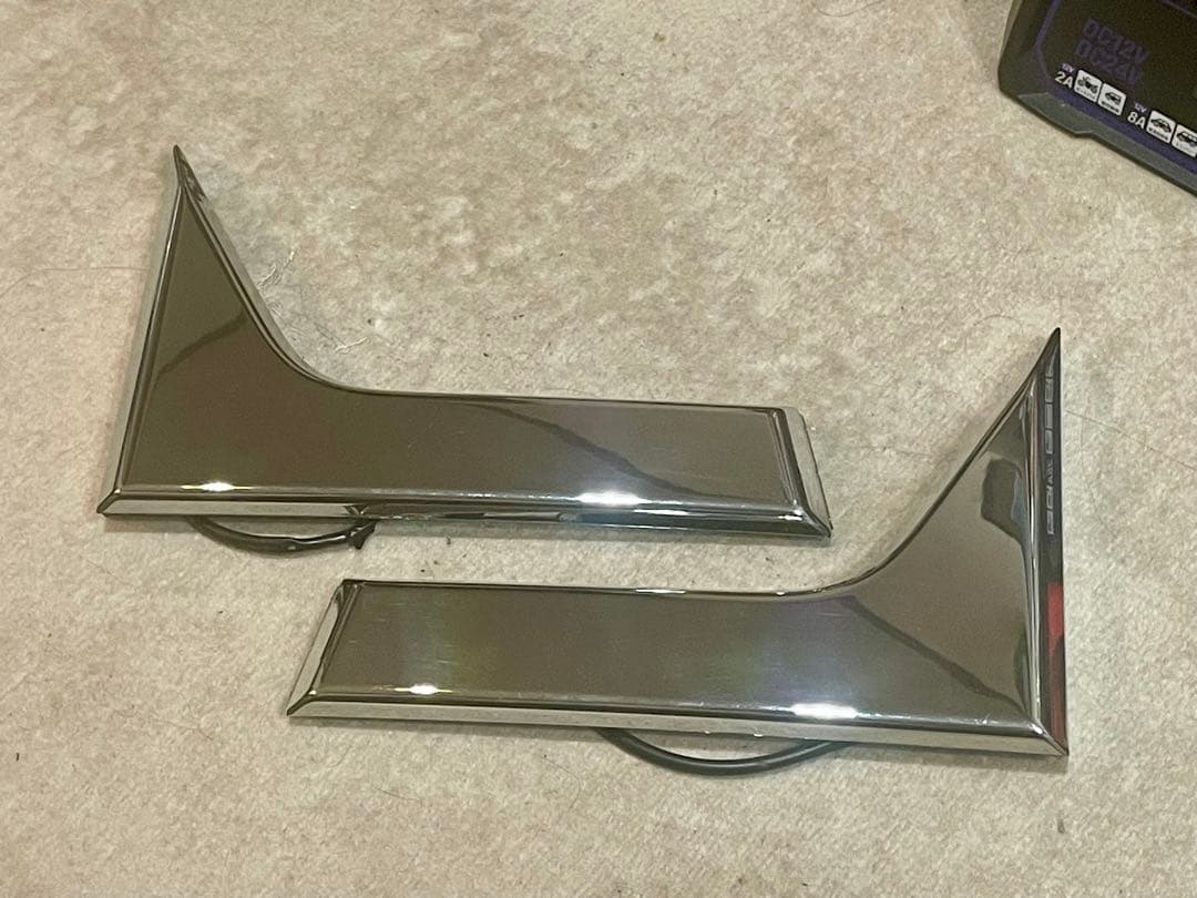 ホンダ純正　N-WGN JH1 クォーターサイドイルミネーション　左右