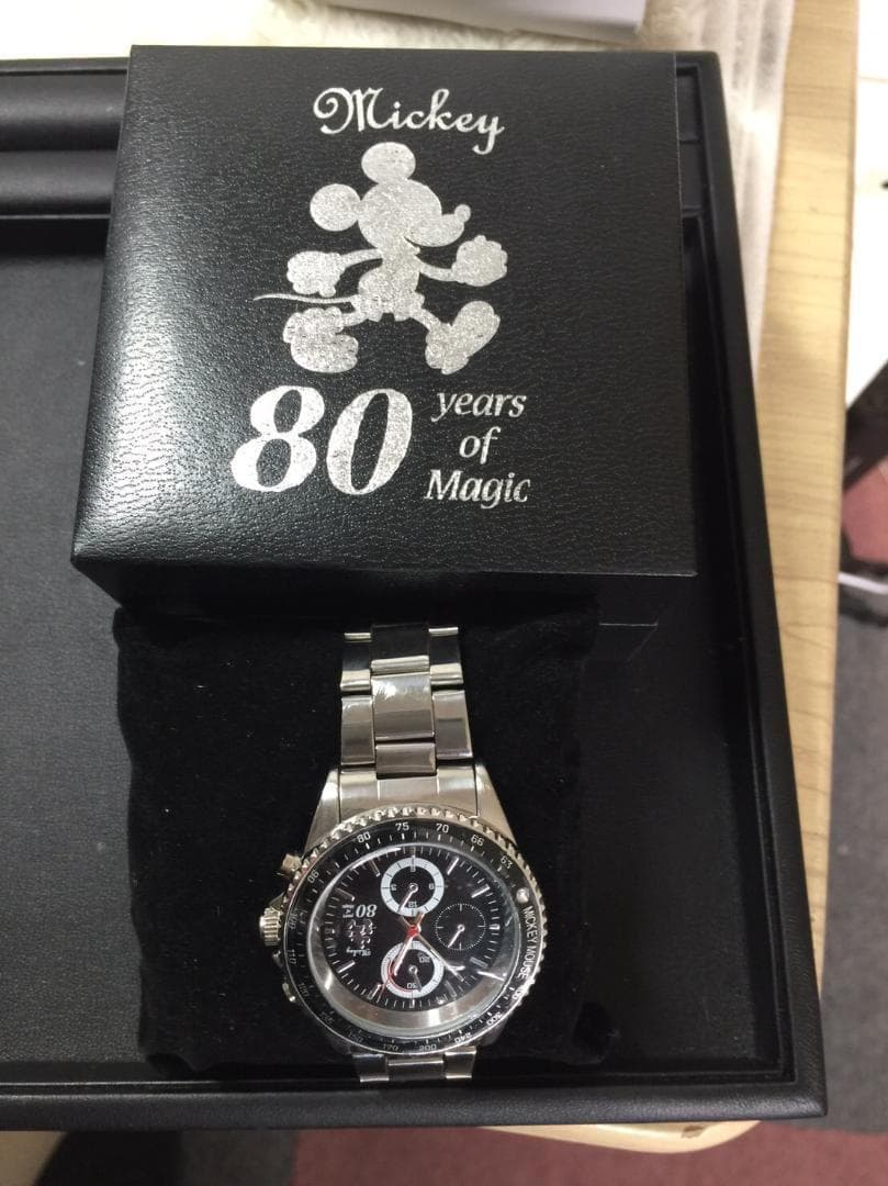 【希少】80周年記念　ディズニー　腕時計　電池交換済　スワロフスキー　ブラック