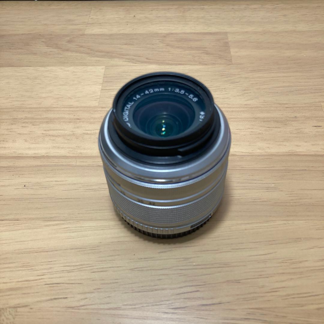 OLYMPUS PEN E-P3 ツインレンズキット シルバー 付属品あり