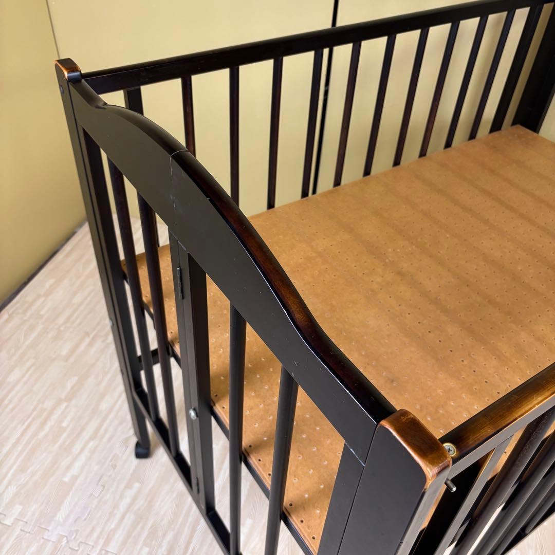 ☆除菌清掃済☆　スリーピー　折りたたみベビーベッド　ハイタイプ　ダークブラウン