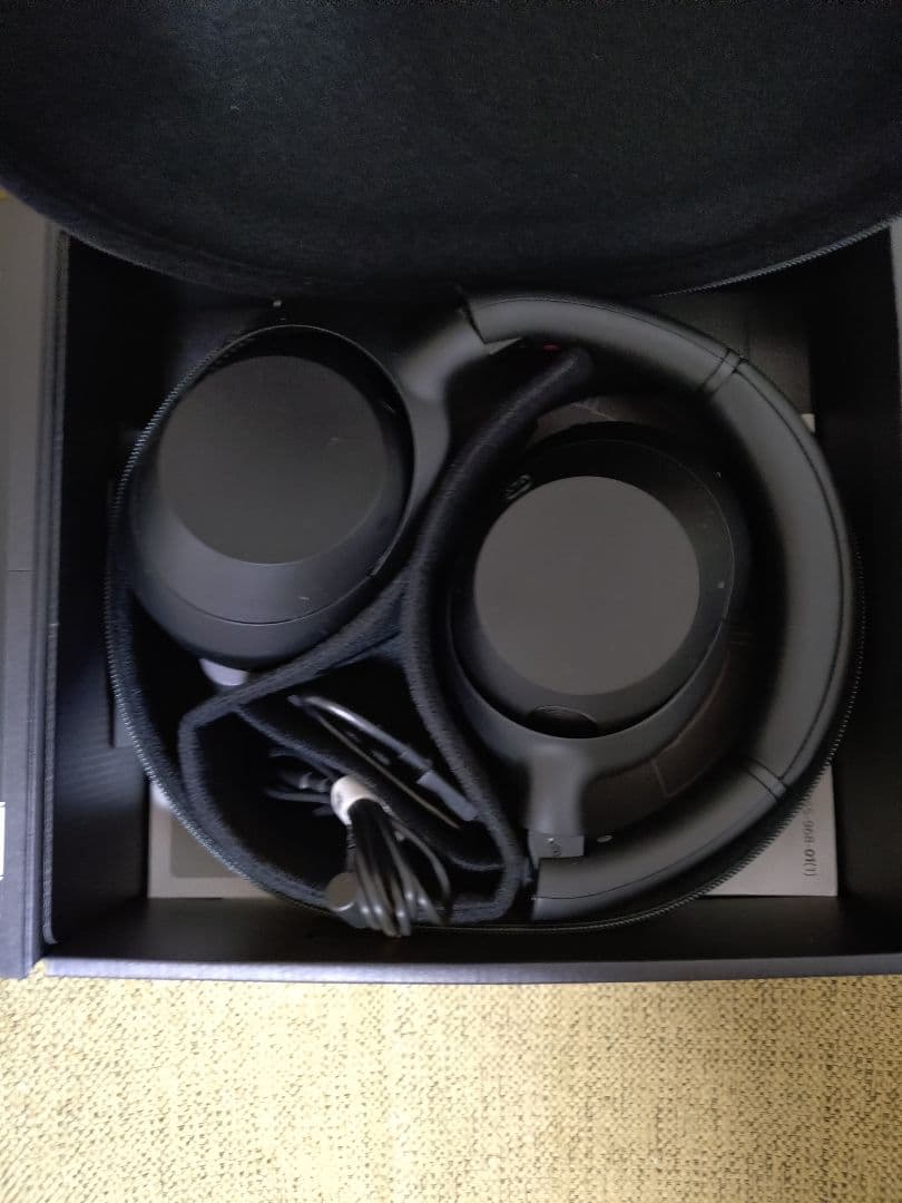 SONY ULT WEAR ヘッドホン　重低音　美品