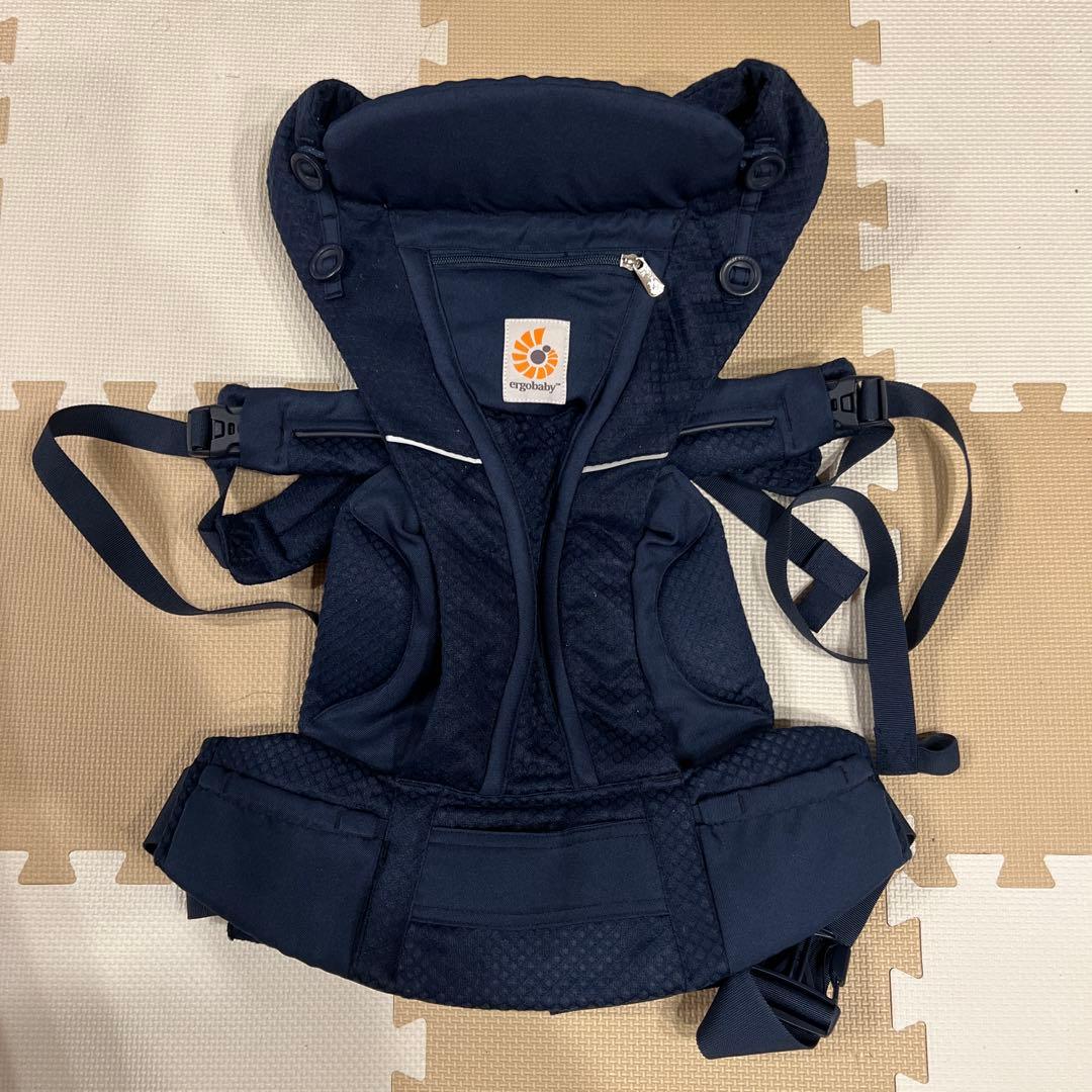 ergobaby OMNI Breeze 抱っこ紐ミッドナイトブルー（おまけ付）
