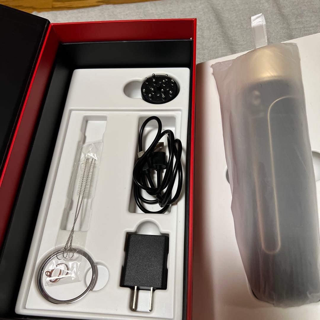 éclat RE001 美顔器 ブラック・ゴールド