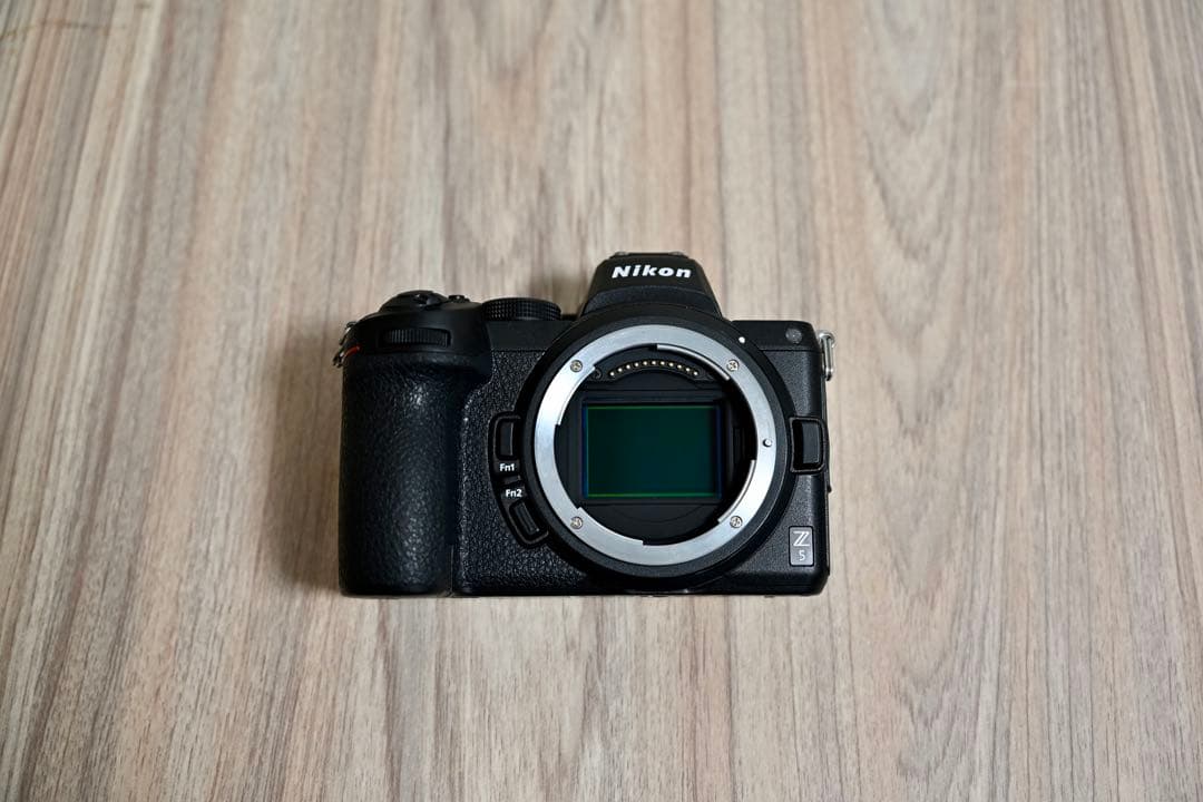 【超美品】Nikon Z5 ボディ ミラーレス一眼フルサイズ