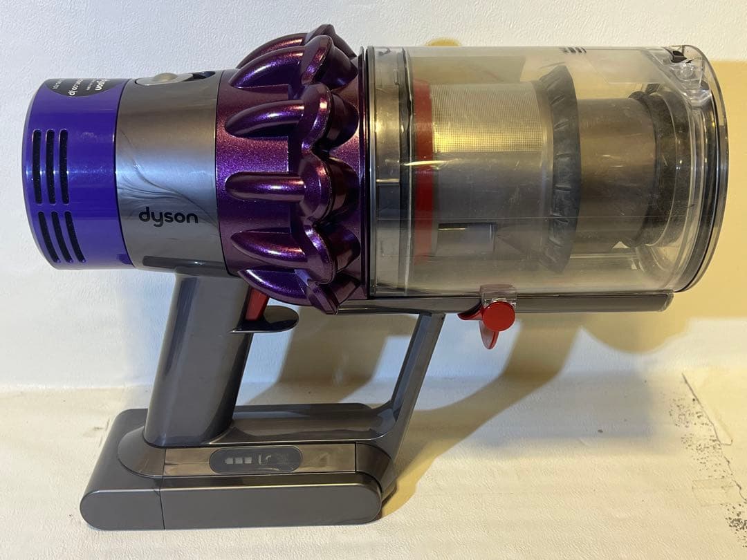 動作品ダイソンコードレス掃除機 dyson sv12 V10 bw