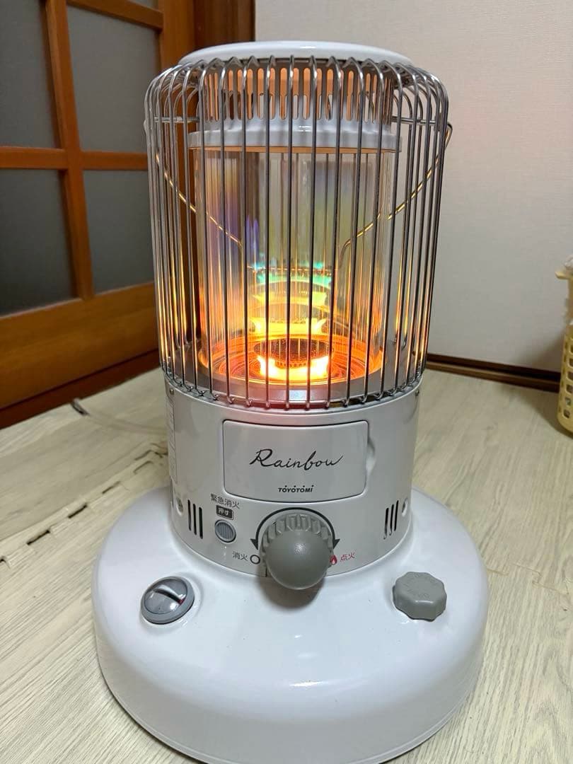 チ*イ様 トヨトミ レインボーストーブ