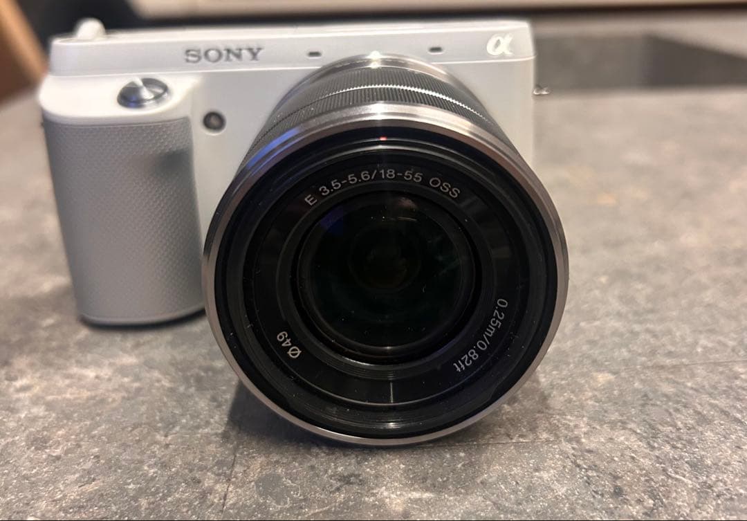 Sony NEX-F3 ミラーレス一眼 NEX-F3 ズームレンズキットホワイト