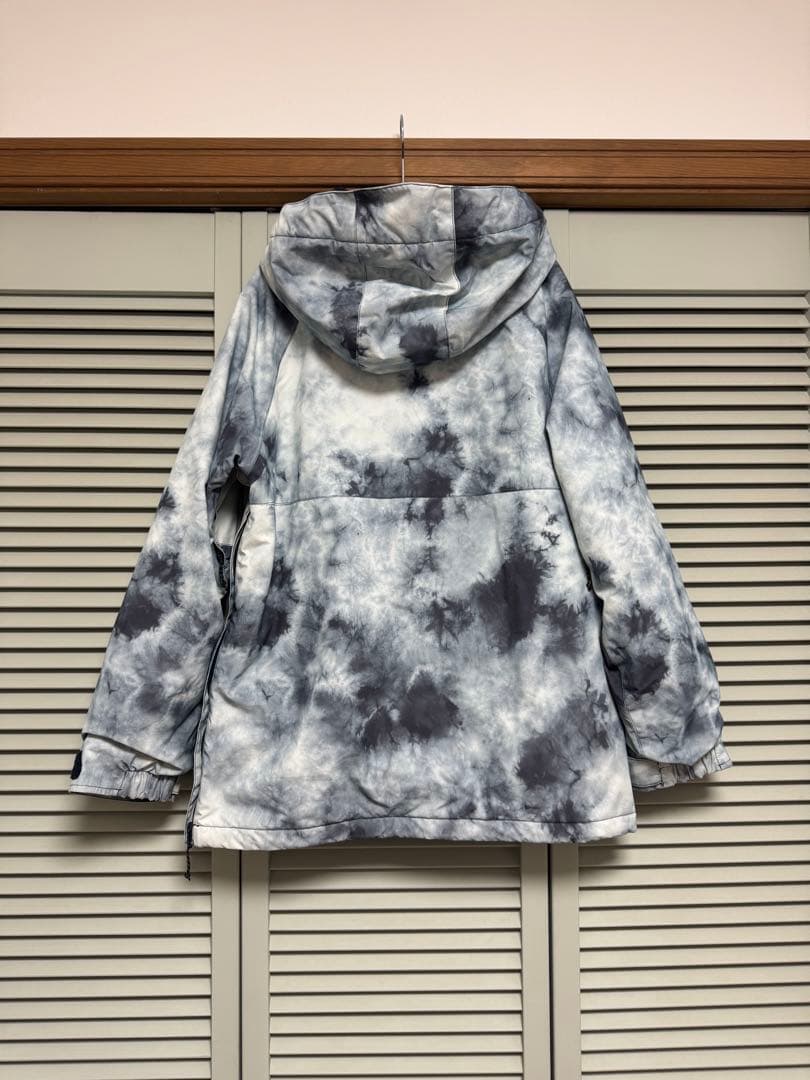 上下セット／volcom／スノーボードウェア／kids／XLサイズ／14歳