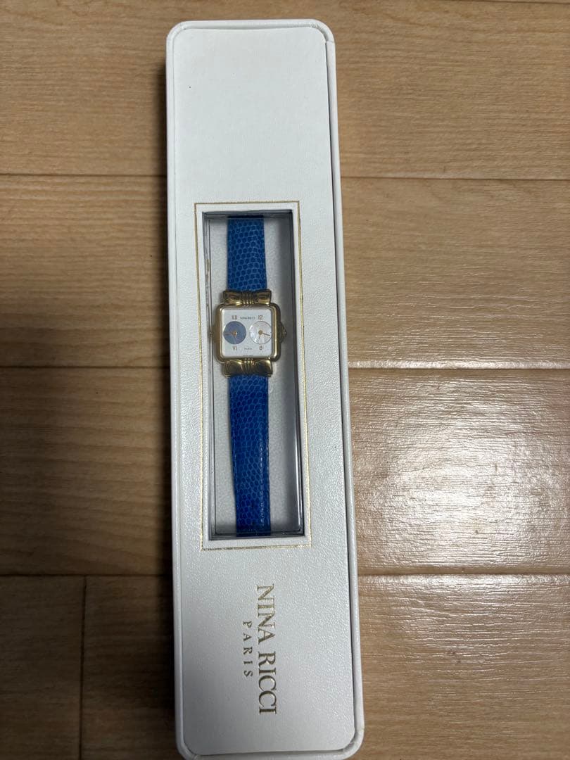 NINA RICCI レディース 時計 W 974 箱付き未使用　JAL機内販売