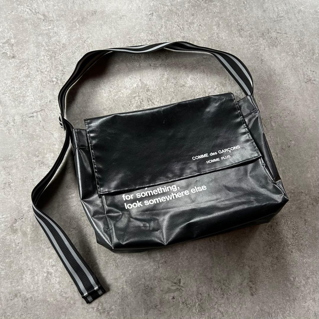 コムデギャルソンオム メッセンジャーバッグ ブラック 塩化ビニール