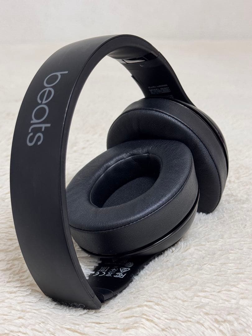 Beats Studio 3 wireless ブラック　Bluetooth