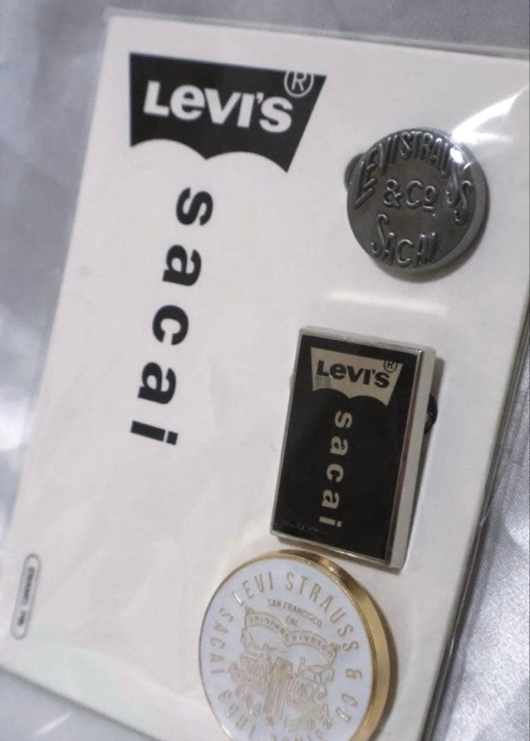 週末セール【sacai x levi's】サカイ　リーバイス　ピンズ　シルバー