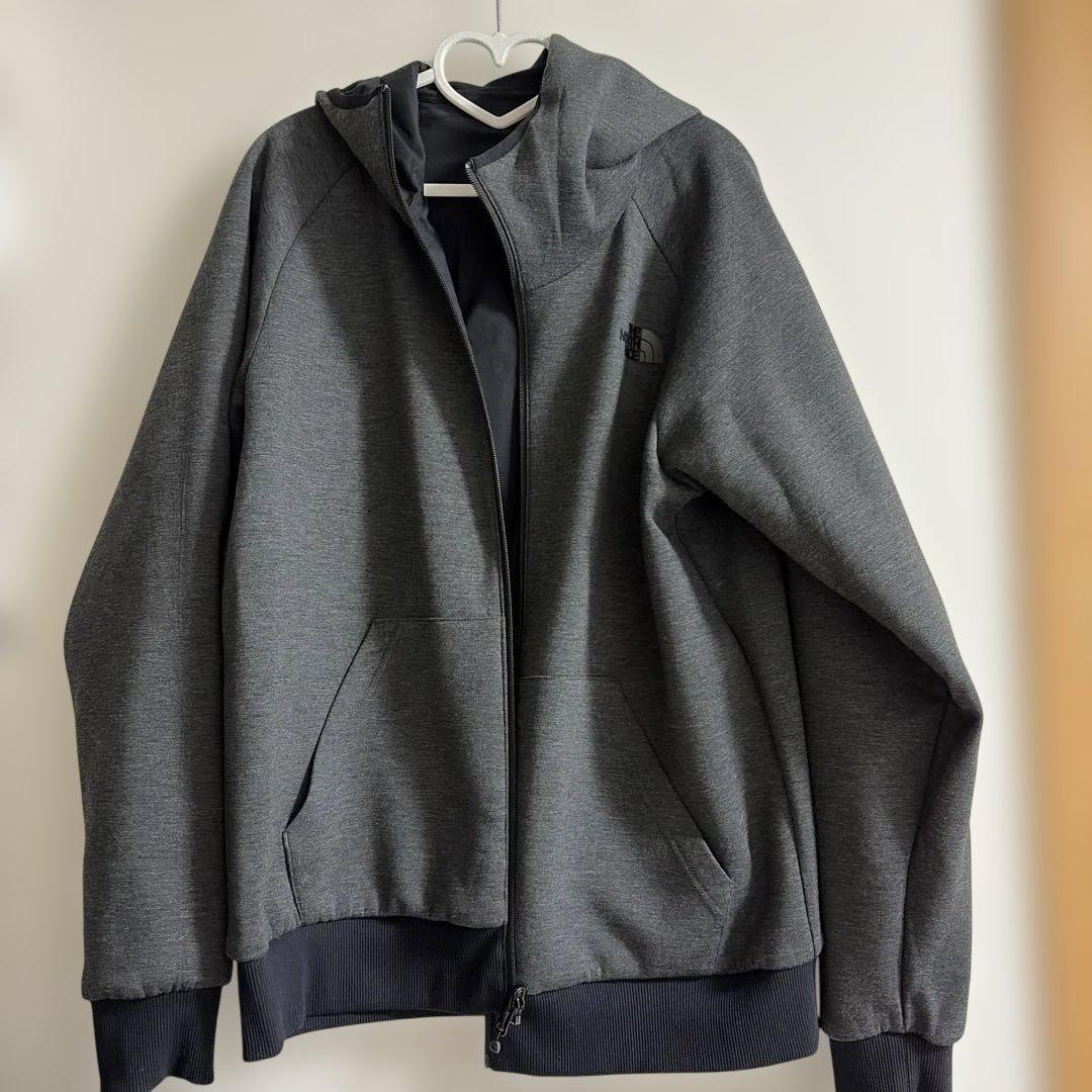 THE NORTH FACE リバーシブルテックエアーフーディ NT61984