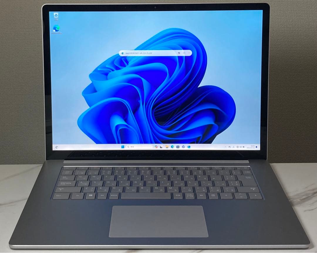 Surface laptop 5 i7-1255U 8GB 256GB ￼