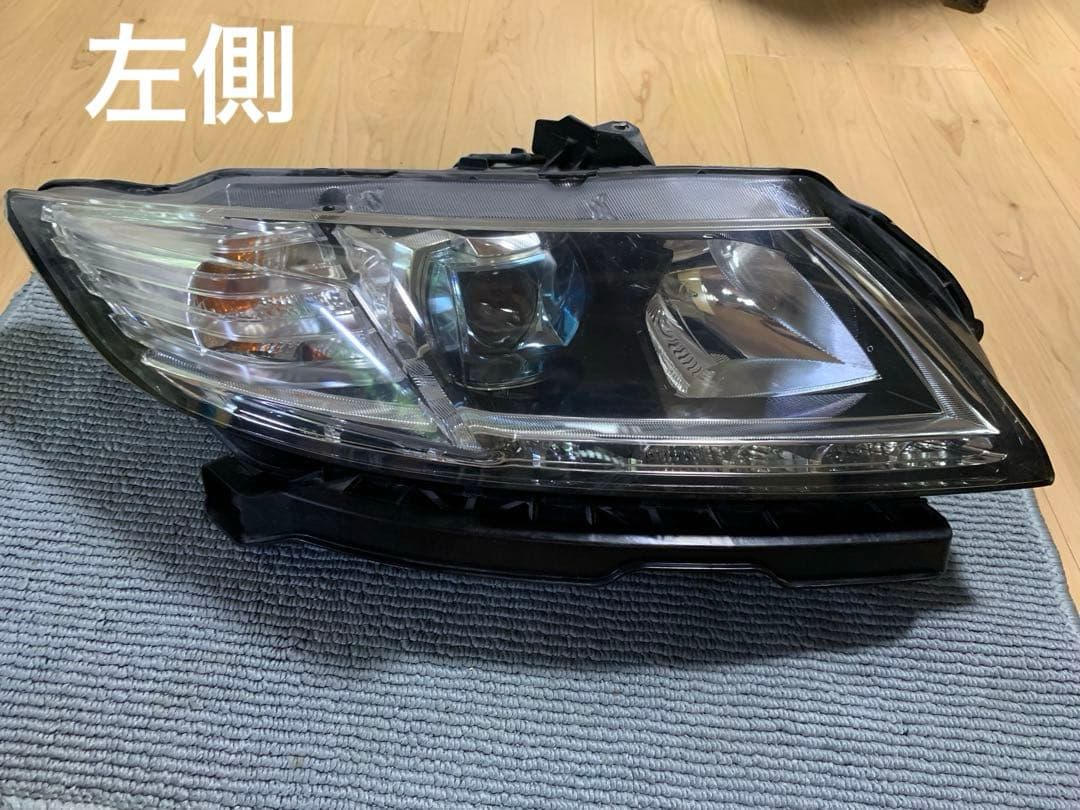 鯉空㌃⭐︎プロフⅣ見てネ専用 HONDA CR-Z ヘッドライト左右