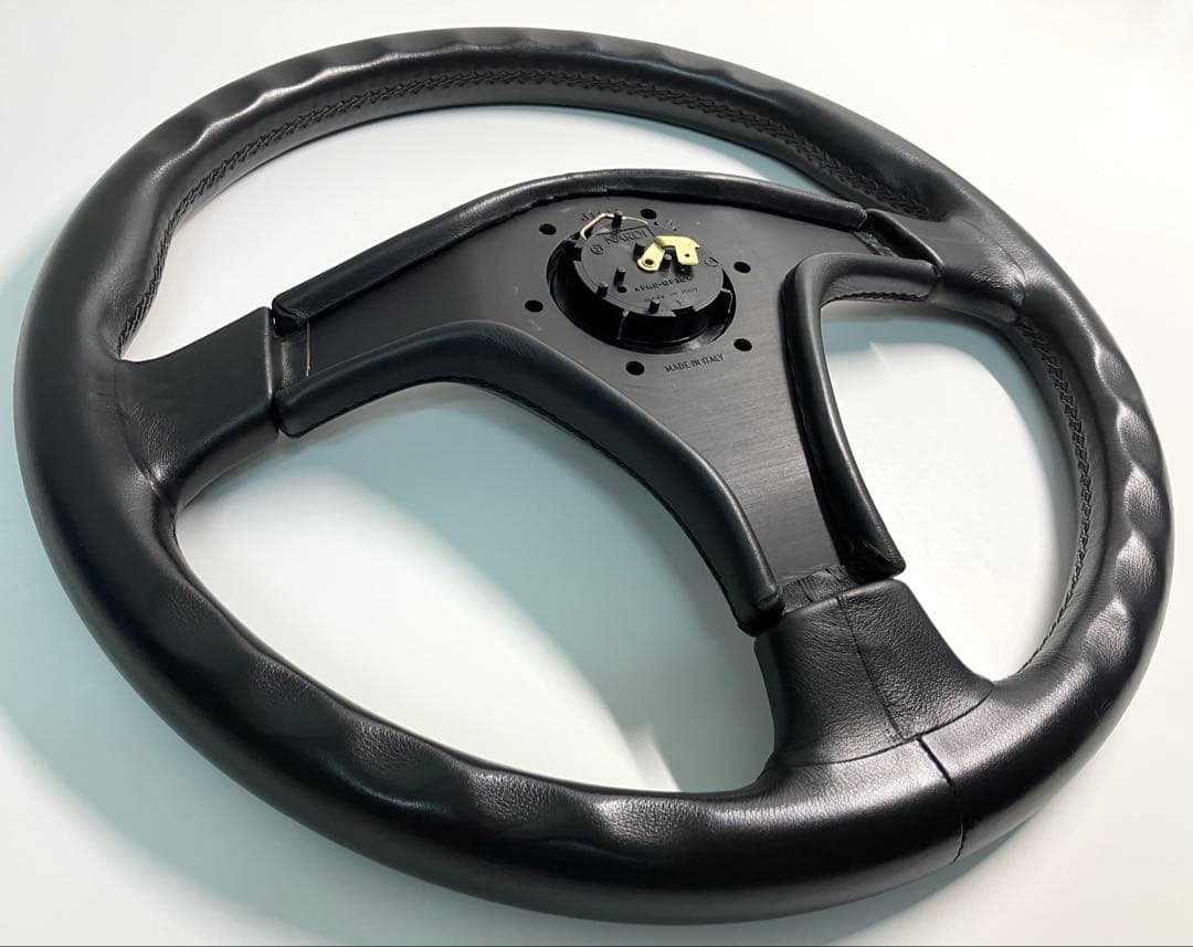 NARDI ナルディ ガラ3 ステアリング36cm/ホーンボタン/モモ/MOMO
