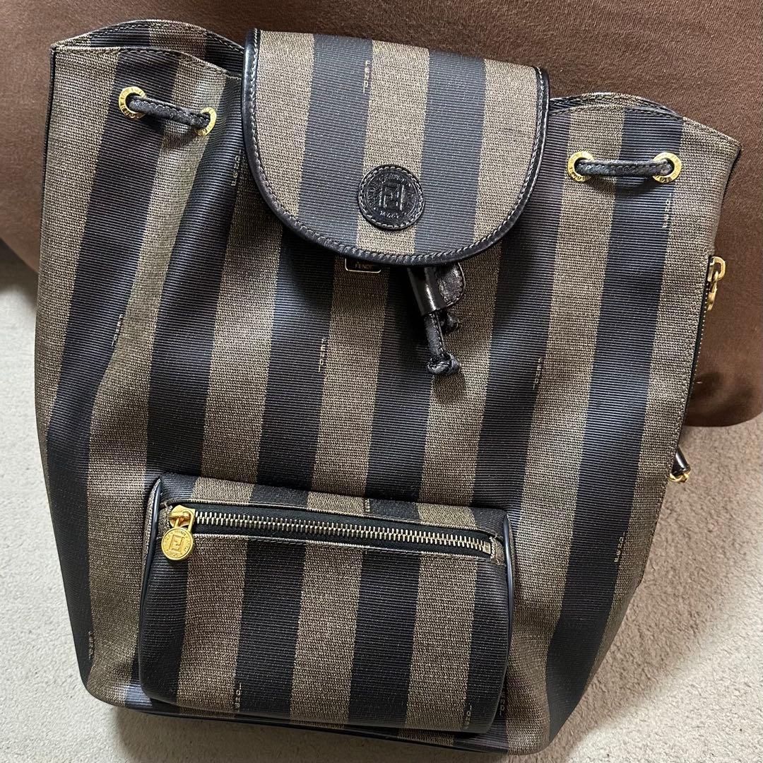 FENDI フェンディ　ペカン柄　リュック　PVC　巾着　バックパック