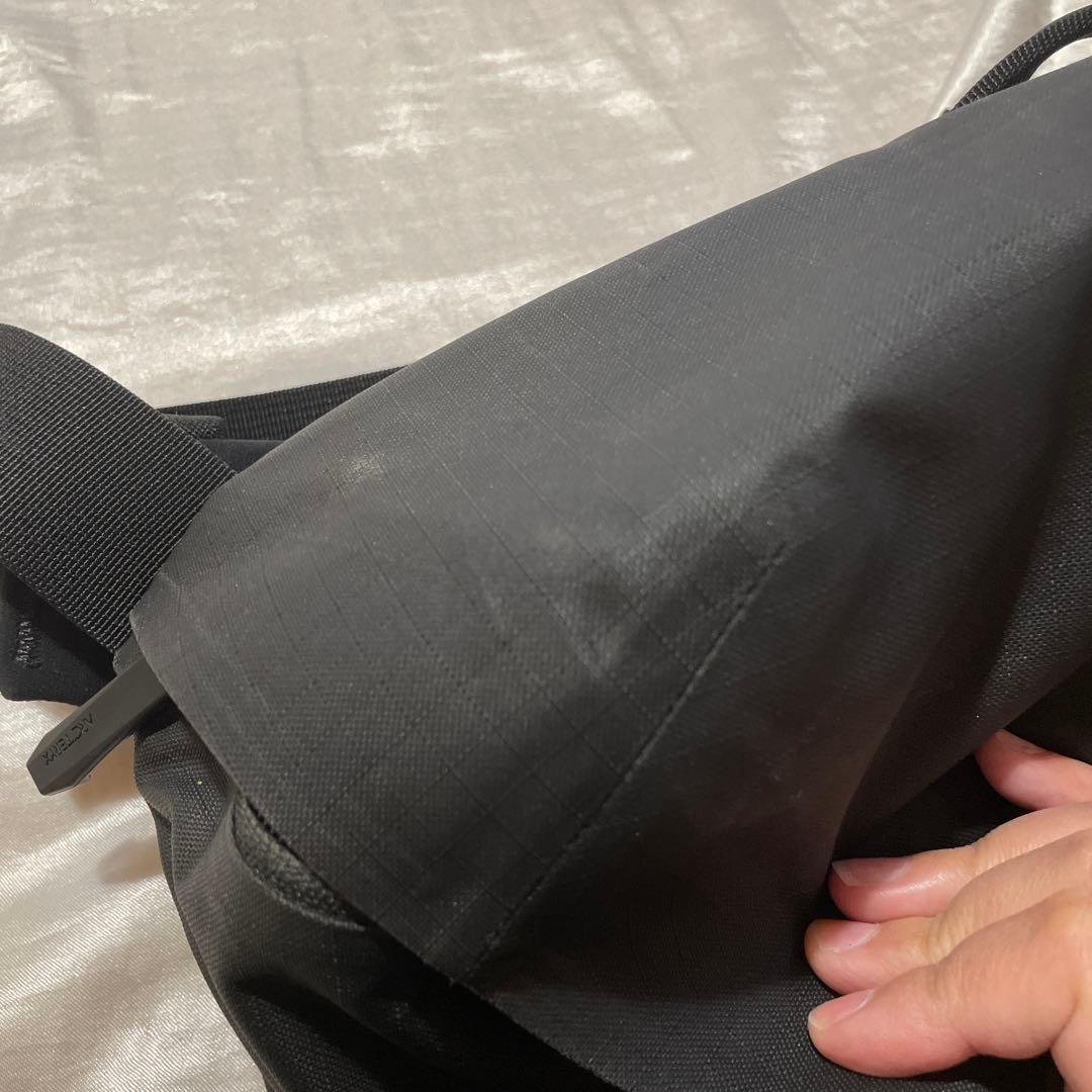 アークテリクス　グランヴィル 10 クーリエ バッグ