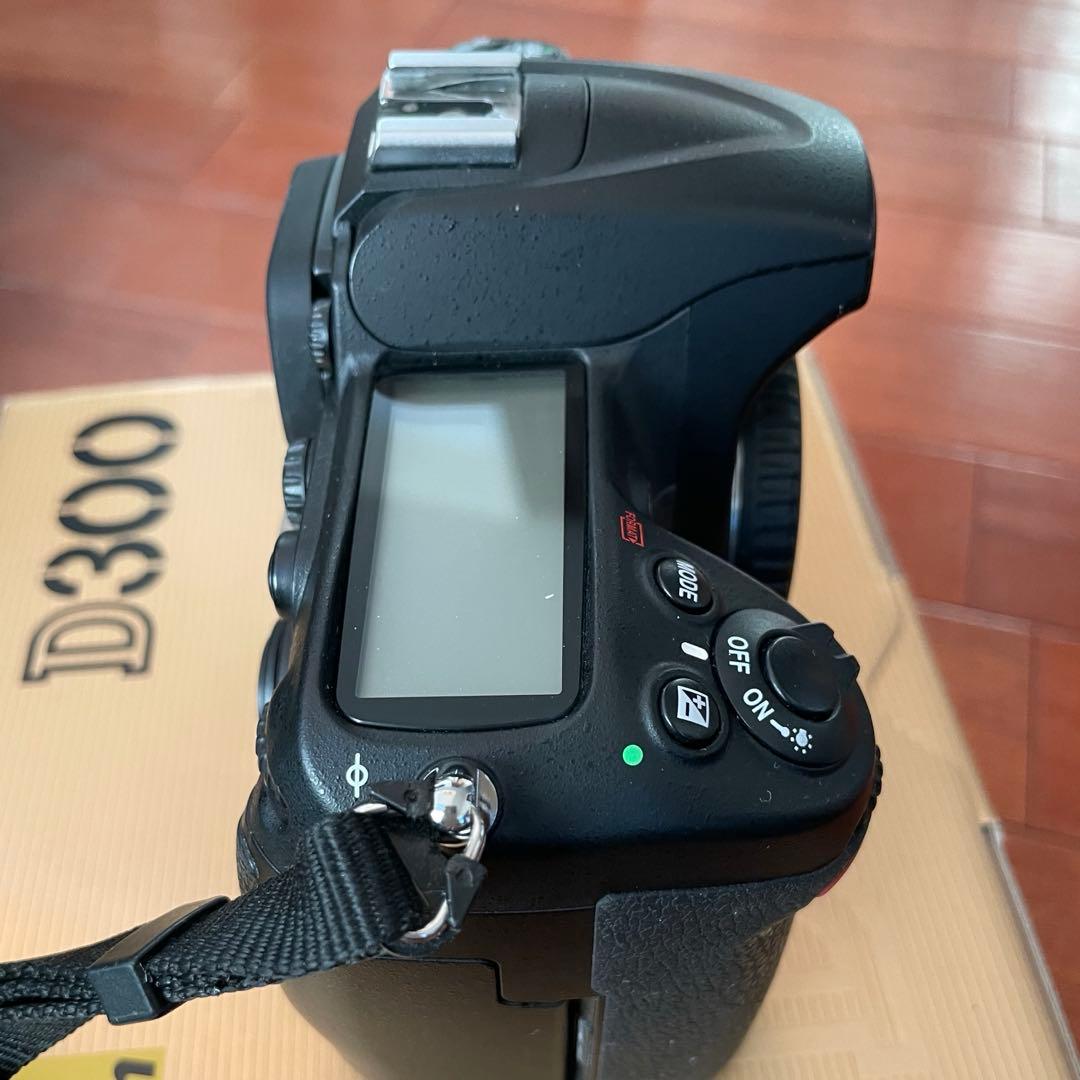 Nikon D300 + AF-S DX 18-200mm VR レンズセット