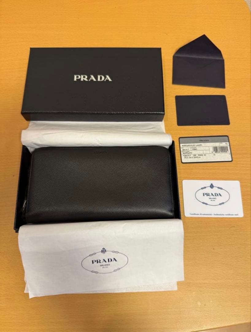 【正規品】PRADA プラダ サフィアーノレザー ラウンドファスナー 長財布