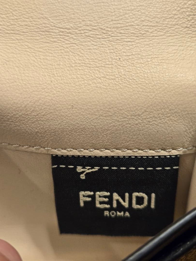 【極美品】 FENDI 名刺入れ カードケース 8M0425