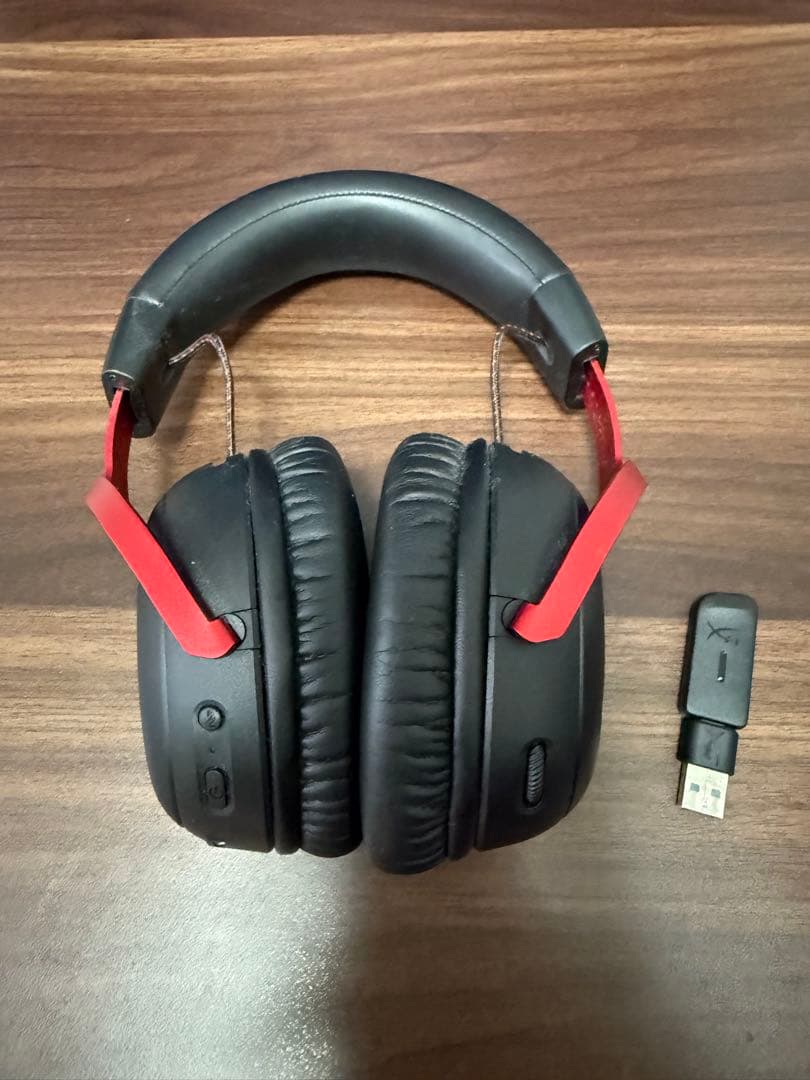 HyperX ゲーミングヘッドセット　CloudⅢ wireless