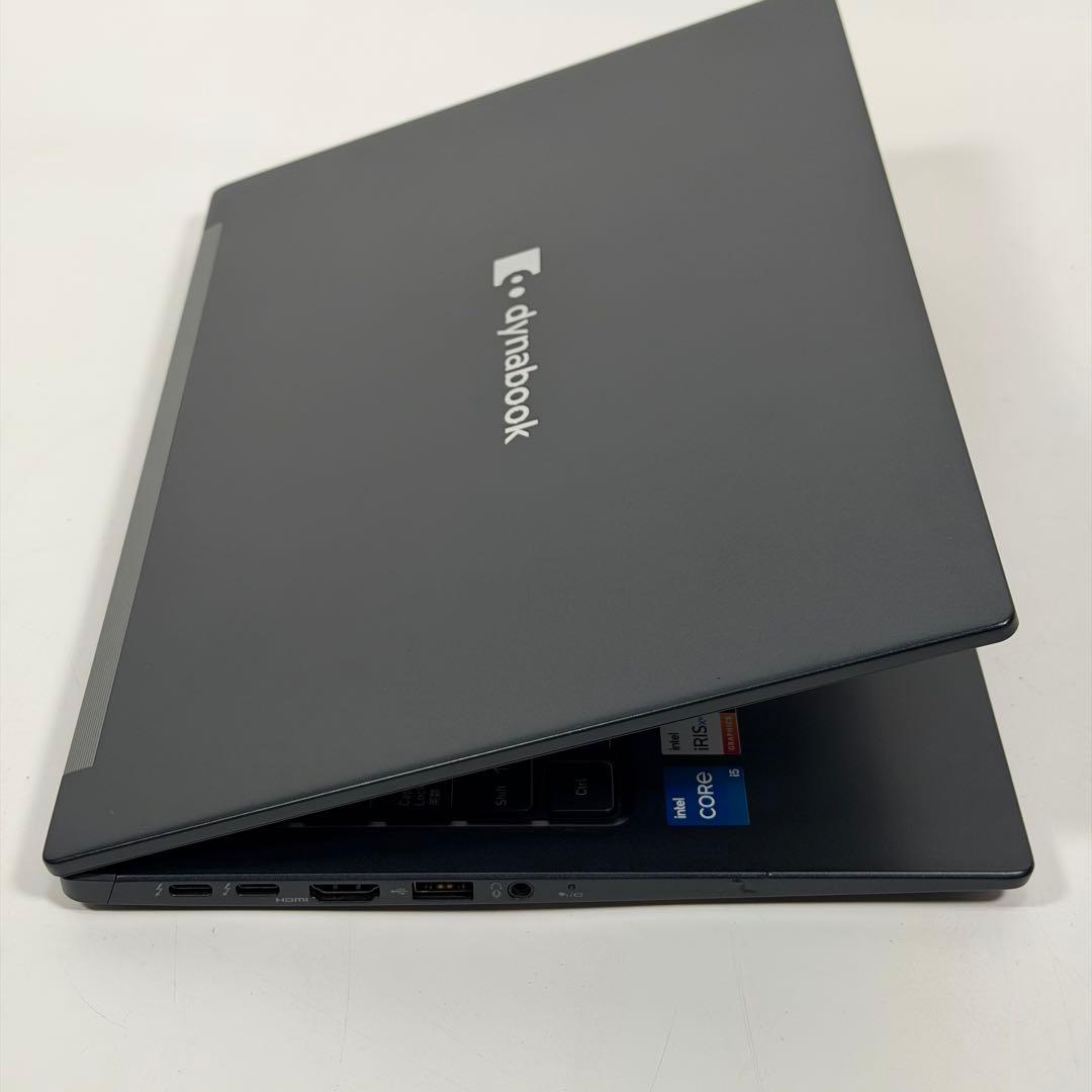 79.G83/HU 超軽量 i5-11世代 16G512G Office2024