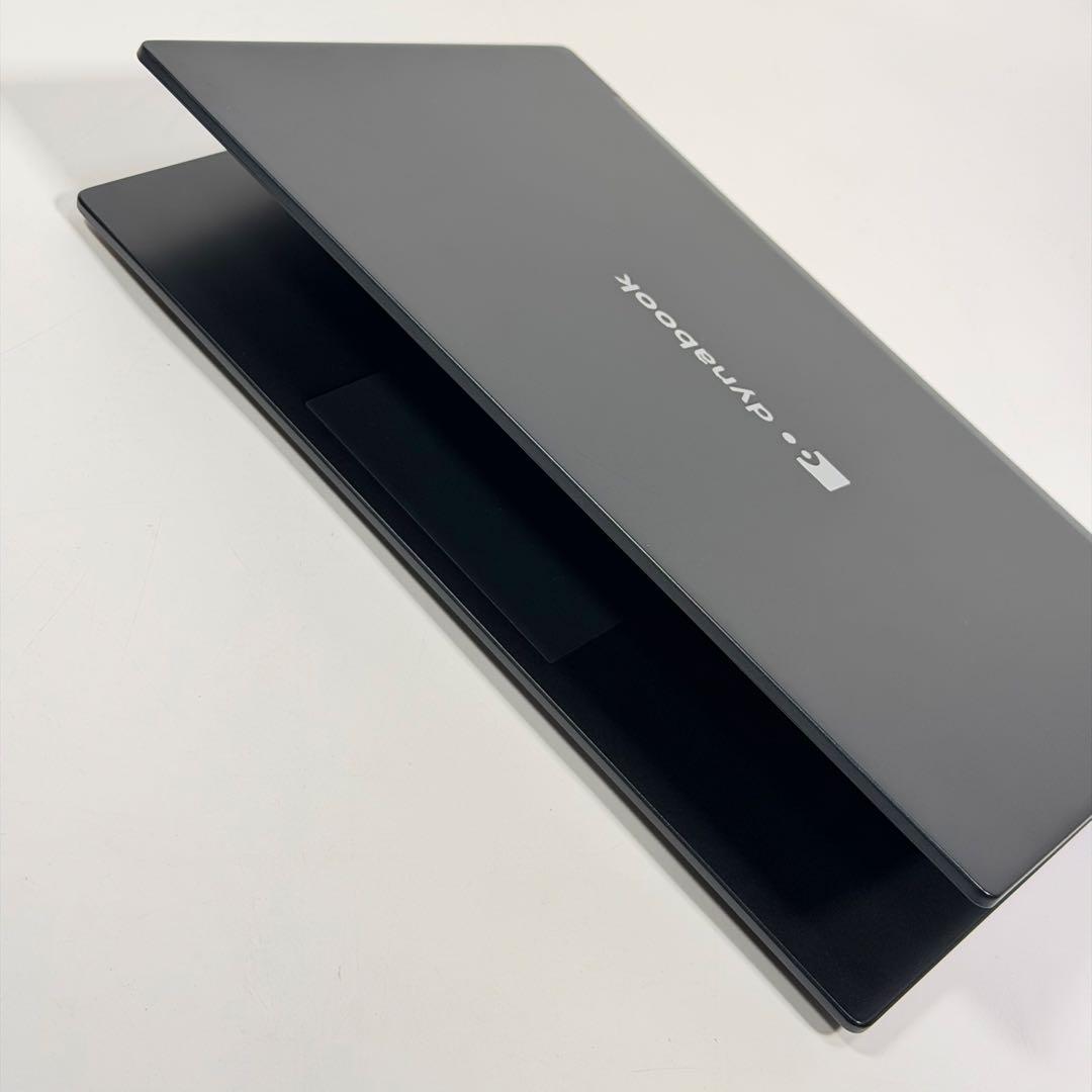 79.G83/HU 超軽量 i5-11世代 16G512G Office2024