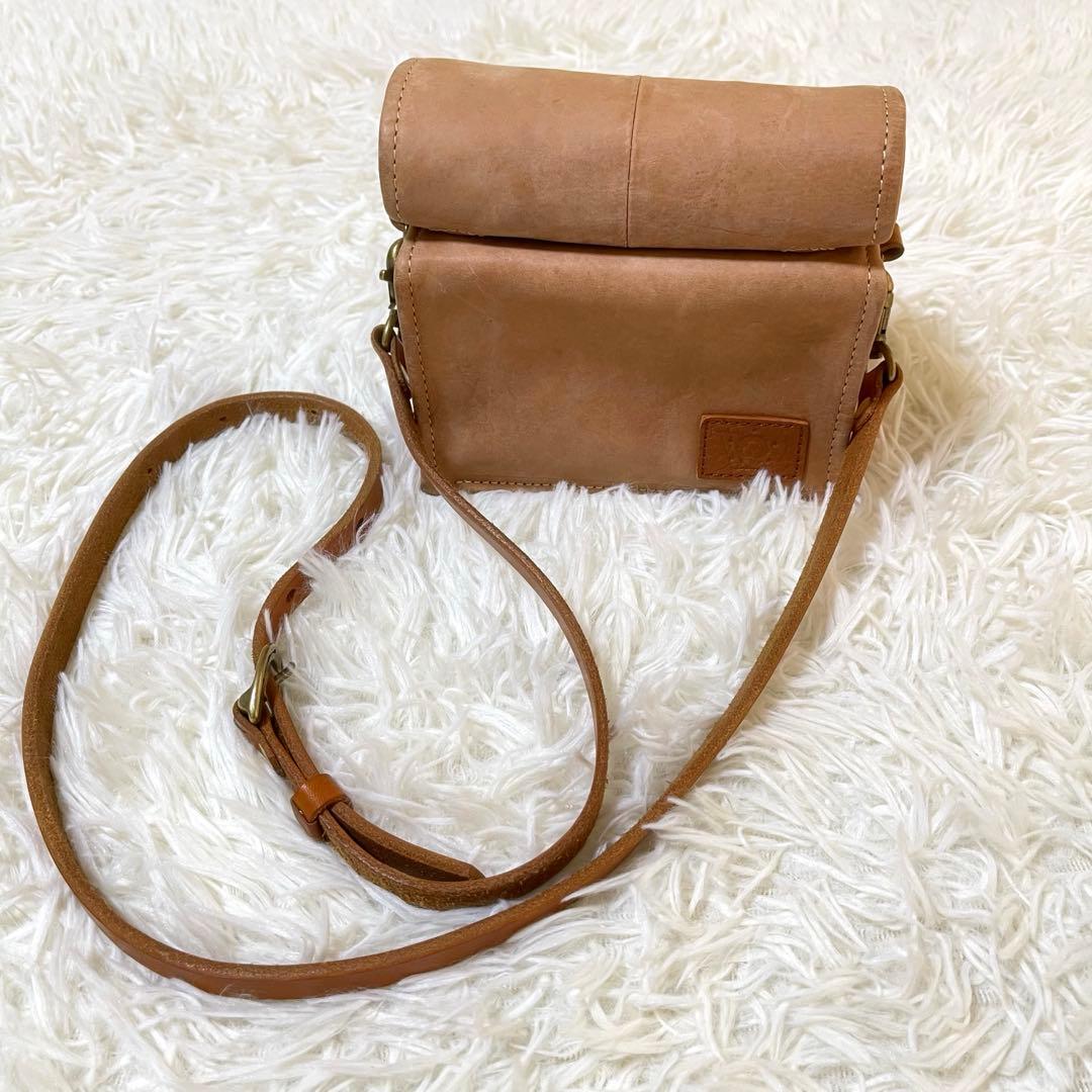 Laluce　ラルーチェ　バゲットバッグM　normal　ヌメ革　革タグ　肩紐