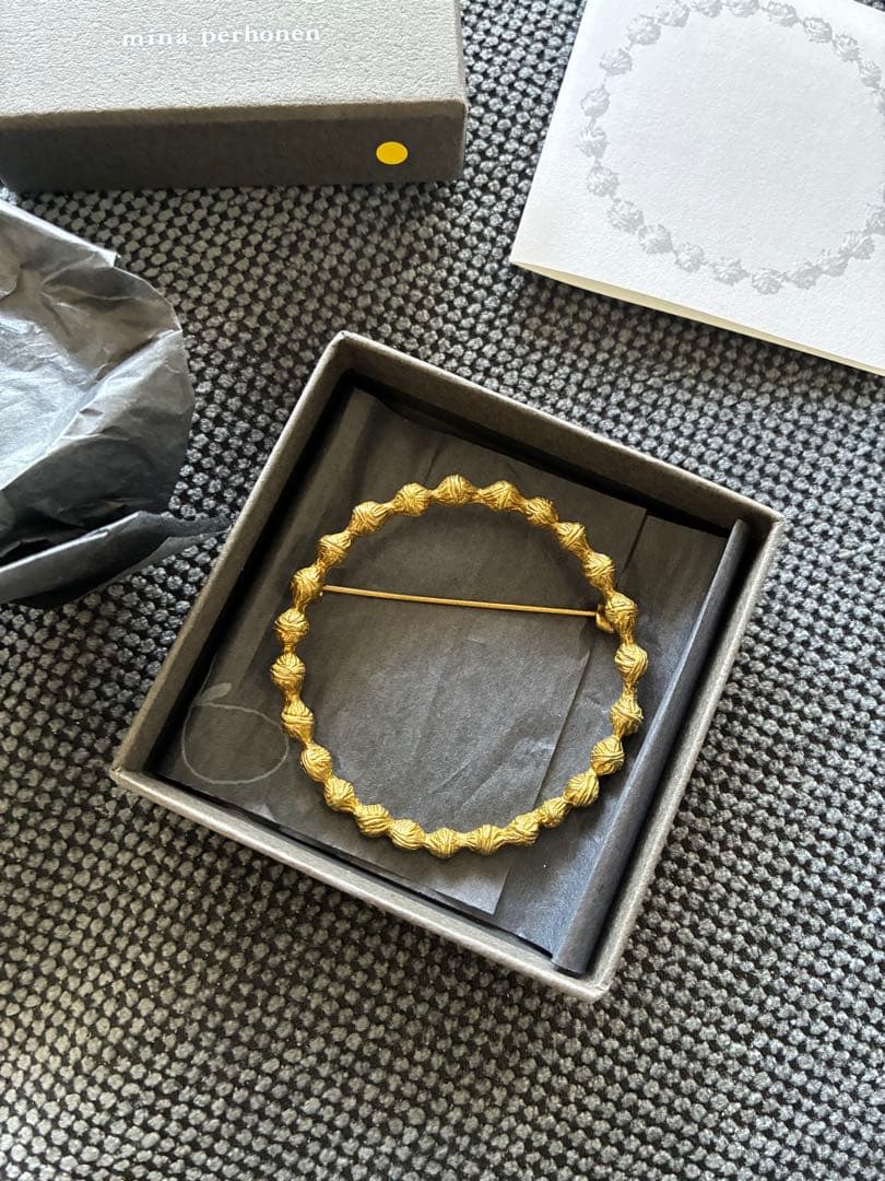 minä perhonen アンティークゴールド ブローチ