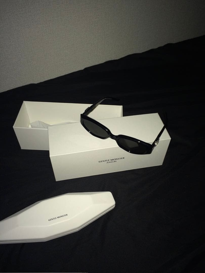 正規品　GENTLE MONSTER サングラス Ruvy Van 01