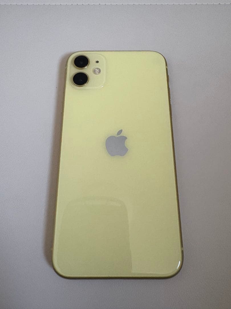 iPhone11 128GB イエロー SIMフリーモデル 初期化済み