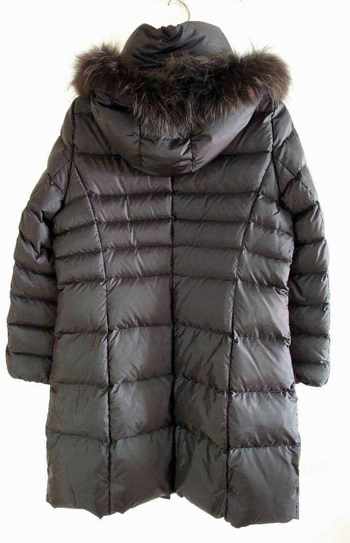 46 [23区L /オンワード樫山] フードファーラクーンダウンコート 軽量