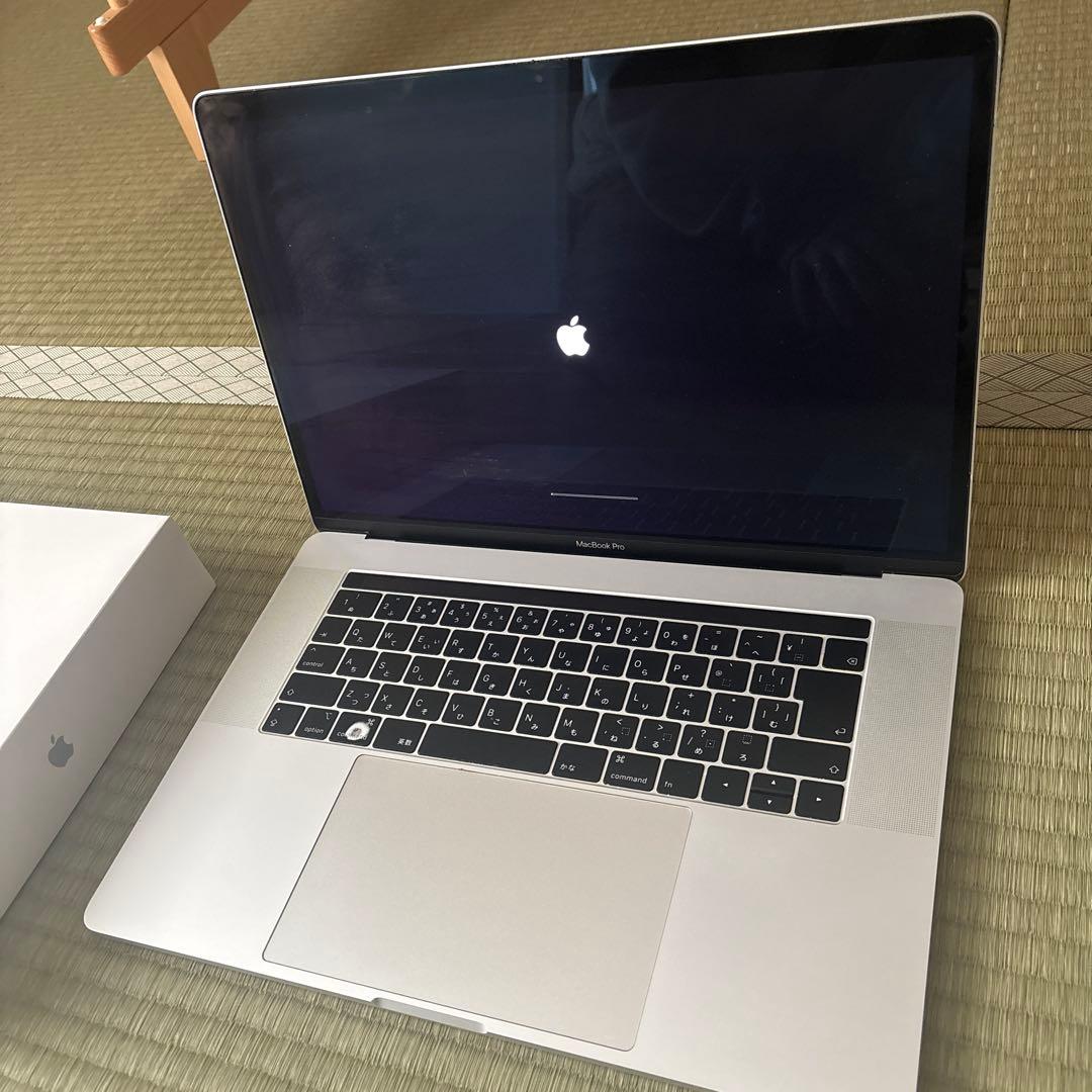 【ジャンク】2018 MacBookPro 15インチ 16GB/256GB