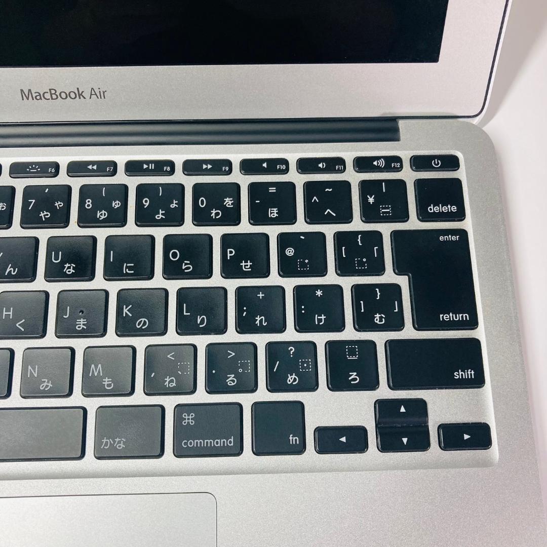 MacBook本体 MacBook Air A1465 i5 4GB SSD256GB
